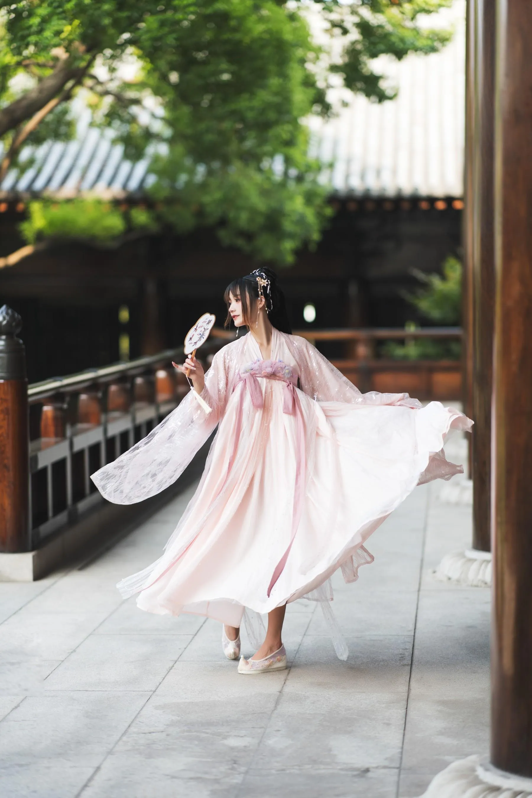 [艺图语] 2022.06.06 佛缘 兔子Zzz不吃胡萝卜 [24P]插图8